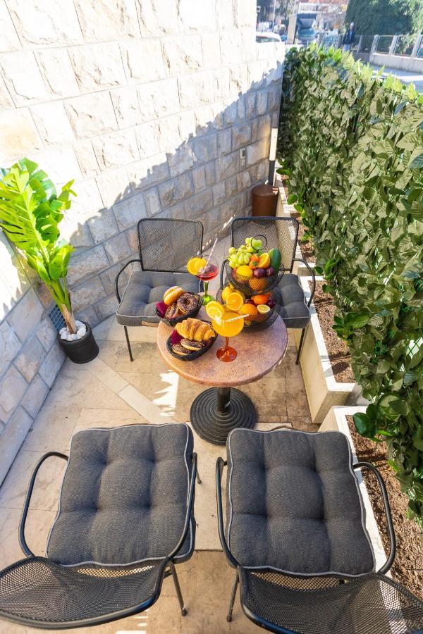 Apartment By The Way Hot Tub And Free Parking Dubrovnik Exterior photo